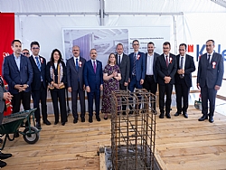 KALE GRUBU, BR GNDE K TEMEL BRDEN ATTI